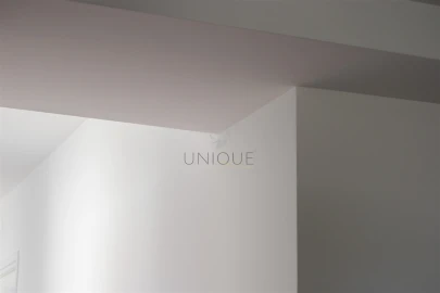 Quarto para Arrendamento em Aradas