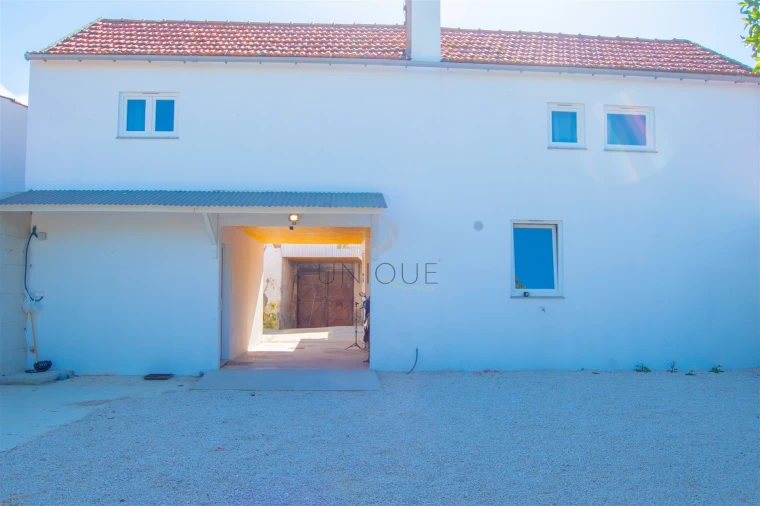 Quarto para Arrendamento em Aradas Foto 7