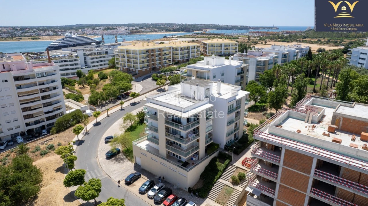 Apartamento T3 para Venda em Portimão Foto 126