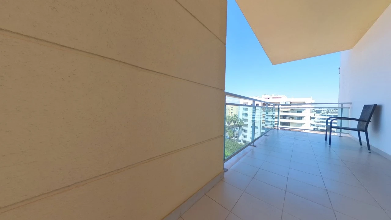 Apartamento T3 para Venda em Portimão Foto 77