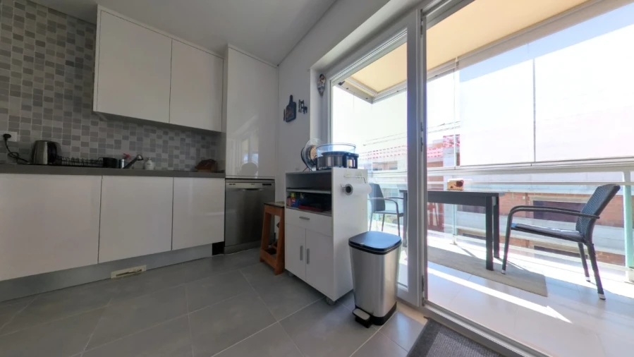 Apartamento T3 para Venda em Portimão Foto 57
