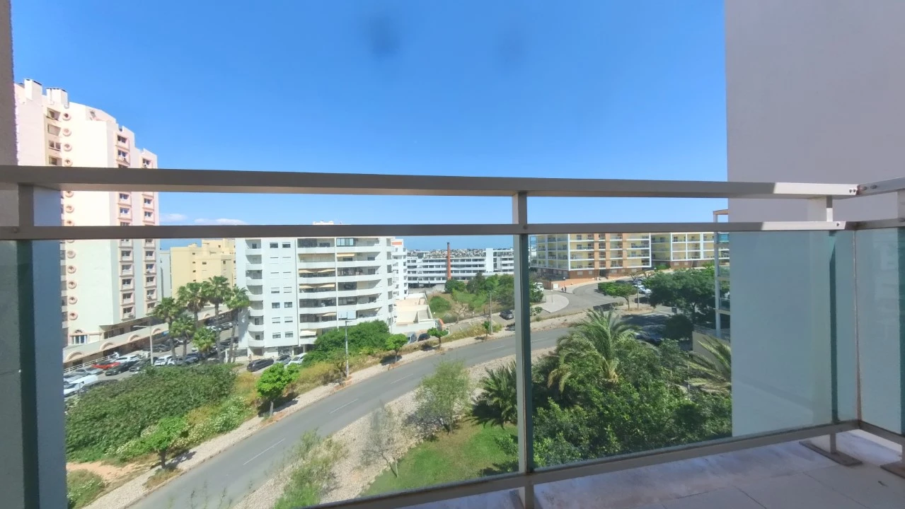Apartamento T3 para Venda em Portimão Foto 103