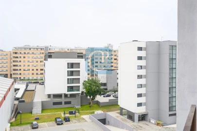 Apartamento T1 para Arrendamento em Paranhos