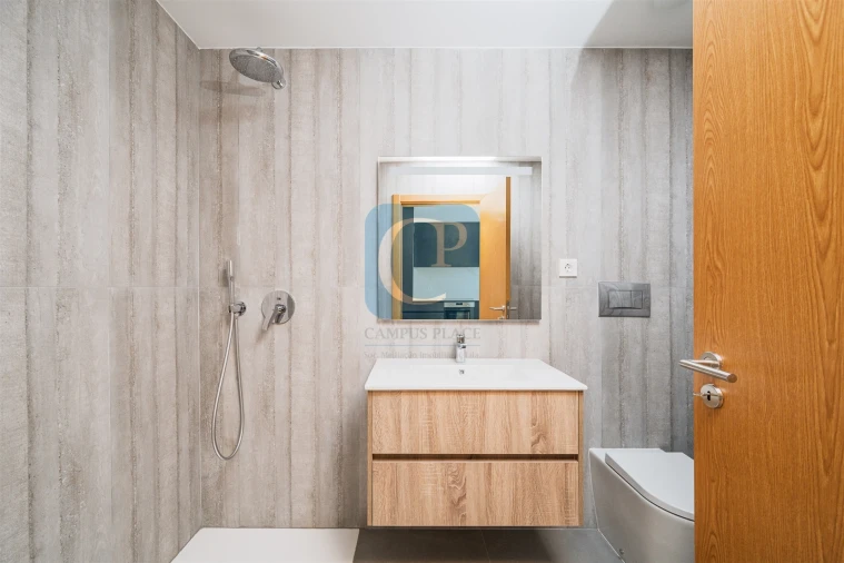 Apartamento T1 para Arrendamento em Paranhos Foto 9