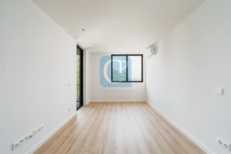 Apartamento T1 para Arrendamento em Paranhos Foto 7