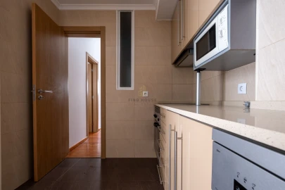 Apartamento T1 para Arrendamento em Arroios