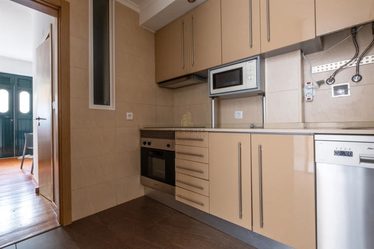 Apartamento T1 para Arrendamento em Arroios Foto 12