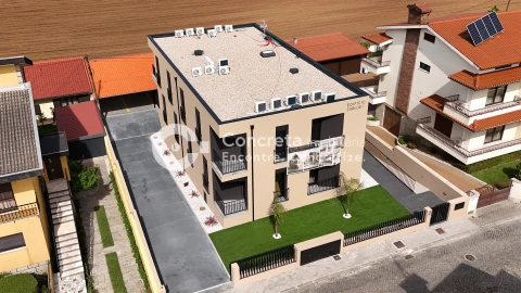 Apartamento T1 para Venda em Arcozelo