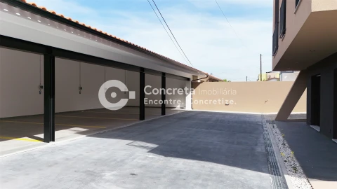 Apartamento T1 para Venda em Arcozelo