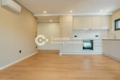 Apartamento T1 para Venda em Arcozelo