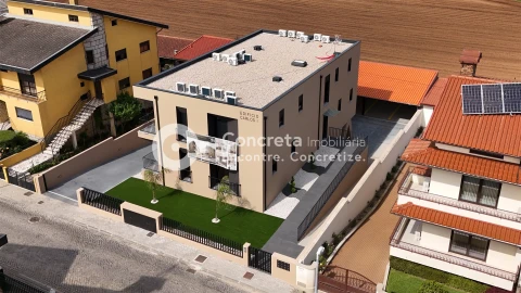 Apartamento T1 para Venda em Arcozelo