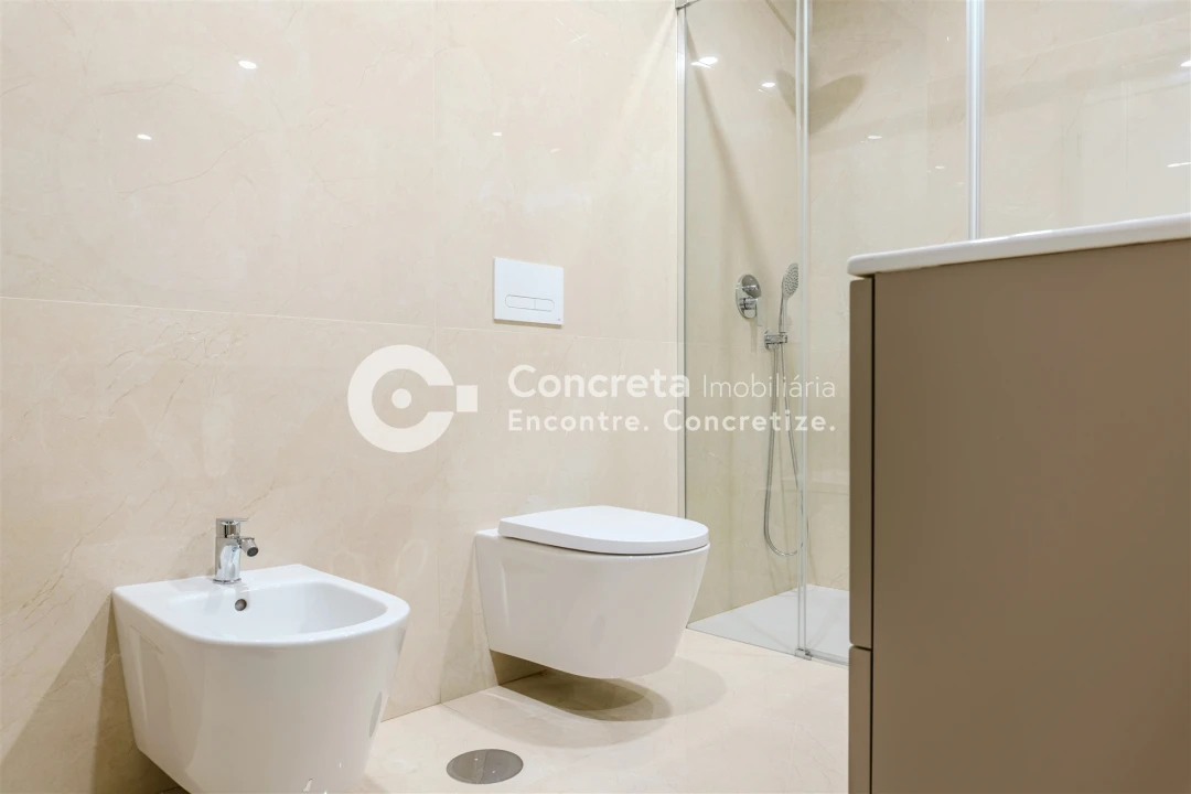 Apartamento T1 para Venda em Arcozelo Foto 10