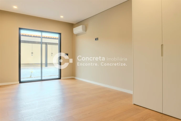 Apartamento T1 para Venda em Arcozelo Foto 5