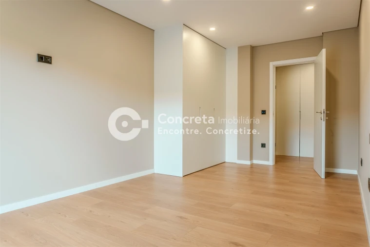 Apartamento T1 para Venda em Arcozelo Foto 7