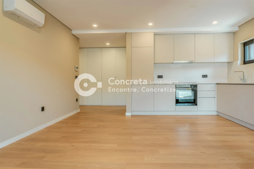 Apartamento T1 para Venda em Arcozelo Foto 1