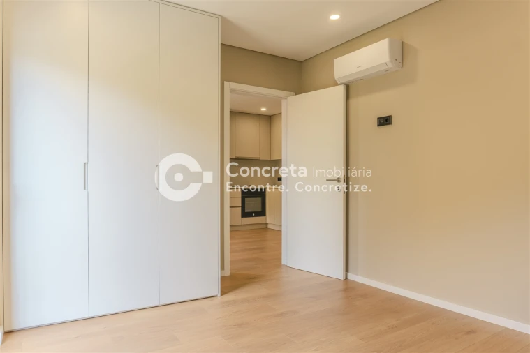 Apartamento T1 para Venda em Arcozelo Foto 9