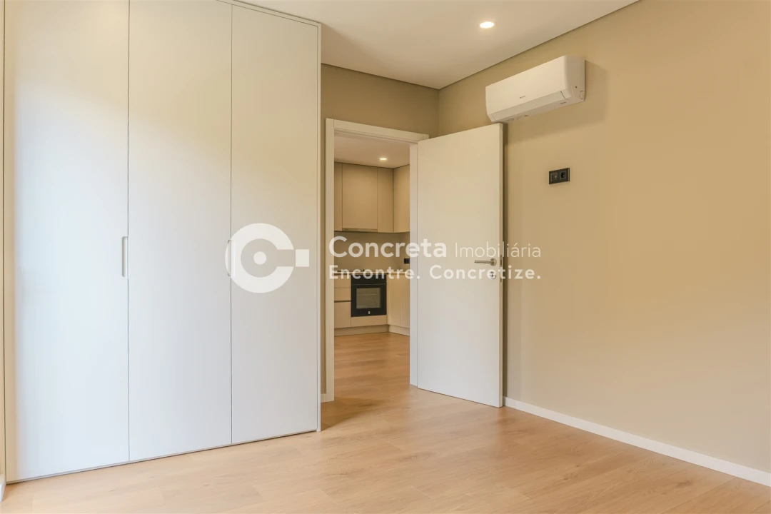 Apartamento T1 para Venda em Arcozelo Foto 9