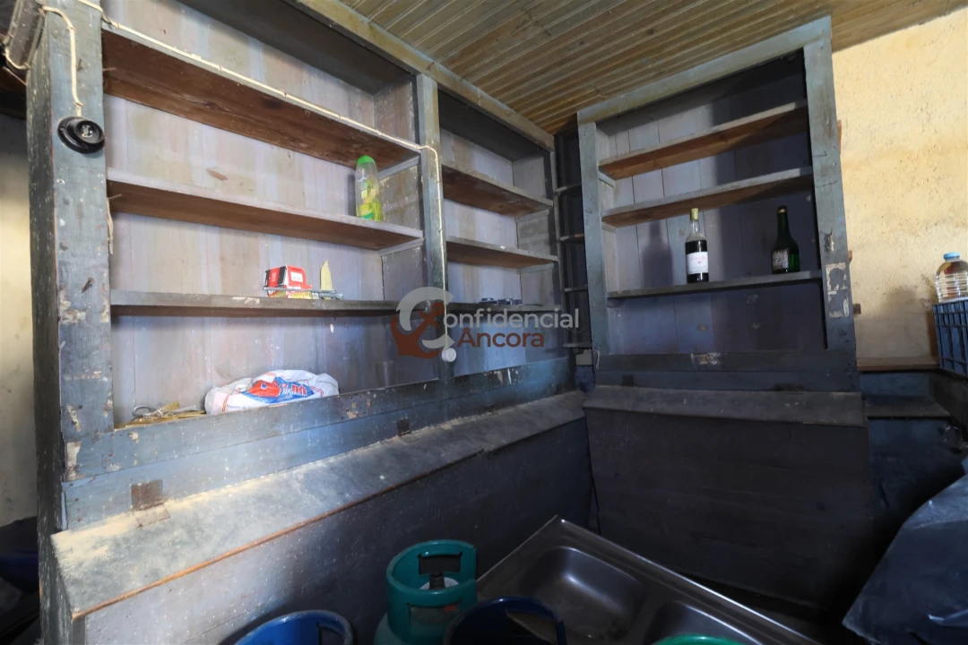 Moradia T2 para Venda em Figueiró da Serra e Freixo da Serra Foto 3