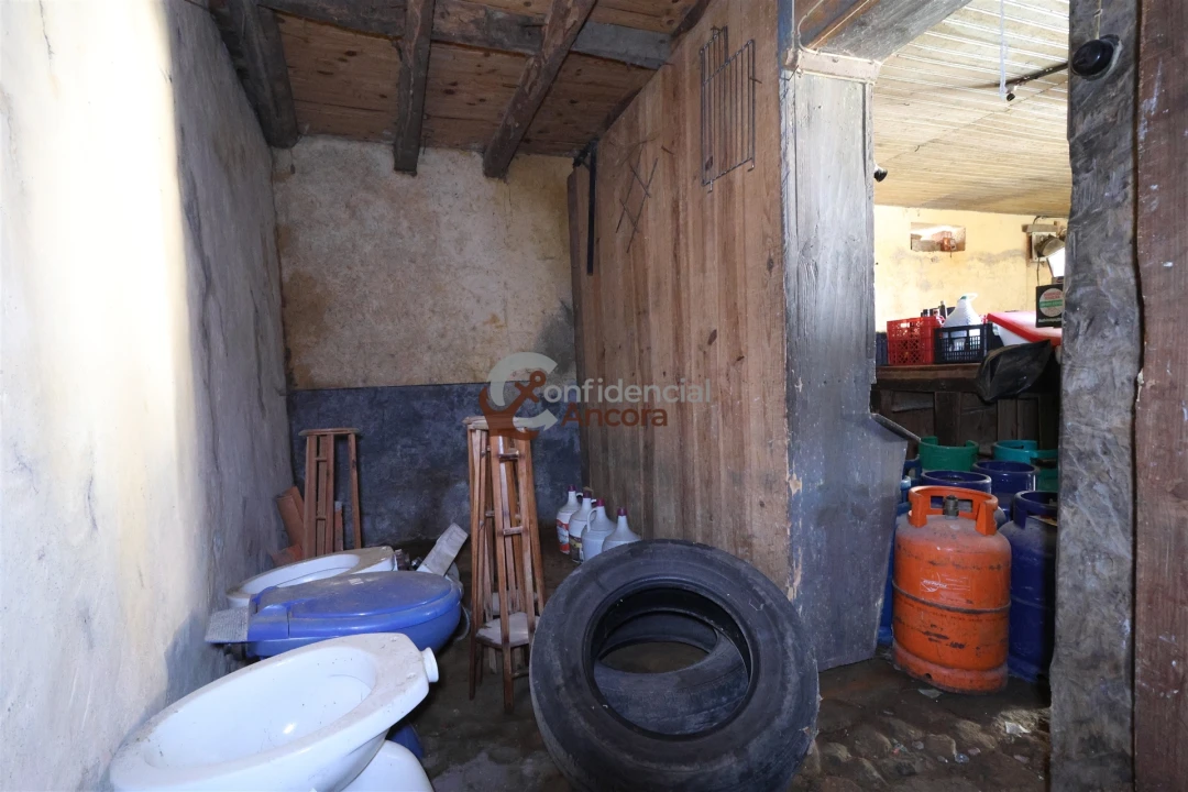 Moradia T2 para Venda em Figueiró da Serra e Freixo da Serra Foto 4