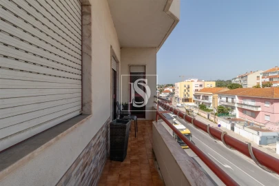 Apartamento T2 para Venda em União das Freguesias de Setúbal