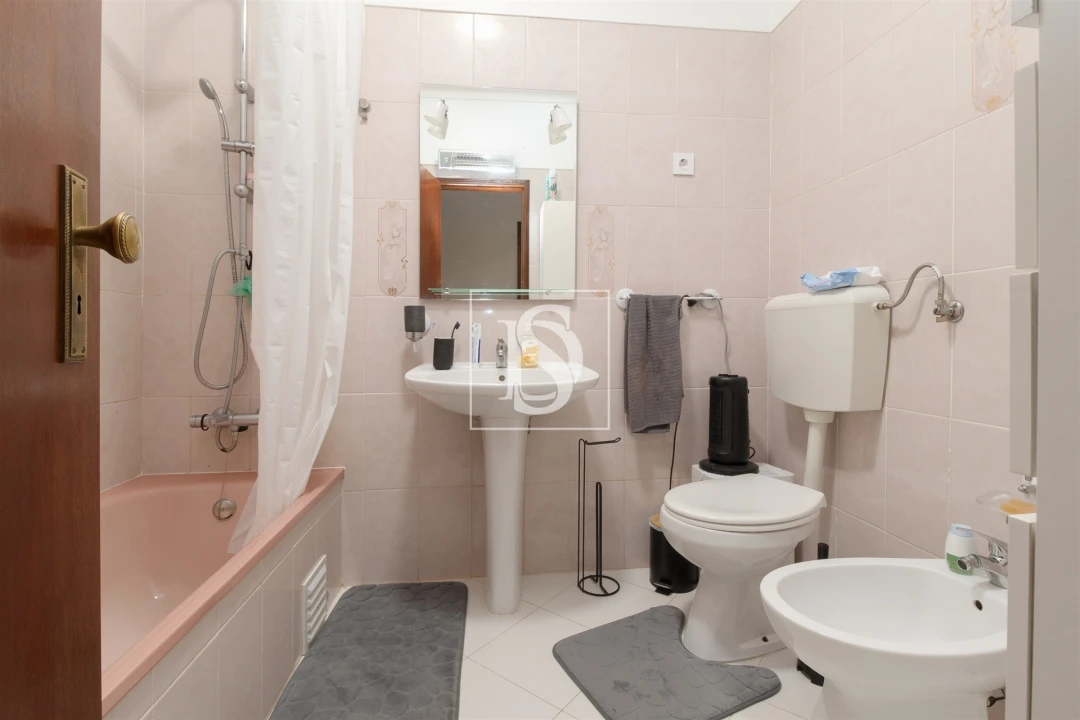 Apartamento T2 para Venda em União das Freguesias de Setúbal Foto 12