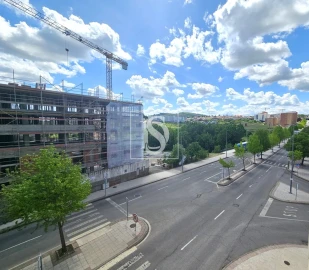 Apartamento T4 para Venda em Sé, Santa Maria e Meixedo