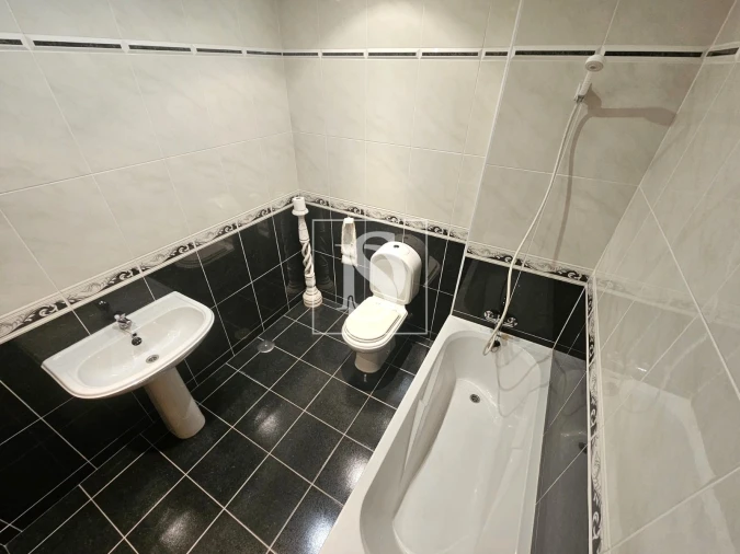 Apartamento T4 para Venda em Sé, Santa Maria e Meixedo Foto 21