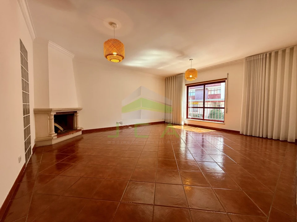 Apartamento T3 para Arrendamento em Marrazes e Barosa Foto 5