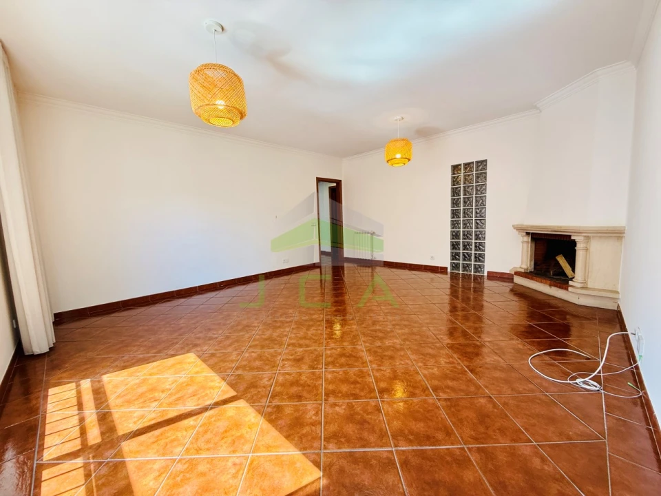 Apartamento T3 para Arrendamento em Marrazes e Barosa Foto 6