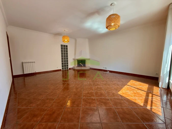 Apartamento T3 para Arrendamento em Marrazes e Barosa Foto 7