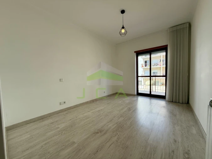 Apartamento T3 para Arrendamento em Marrazes e Barosa Foto 9
