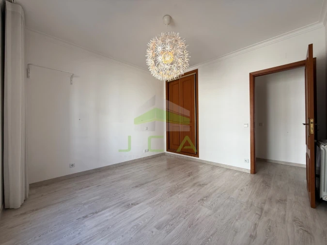 Apartamento T3 para Arrendamento em Marrazes e Barosa Foto 14