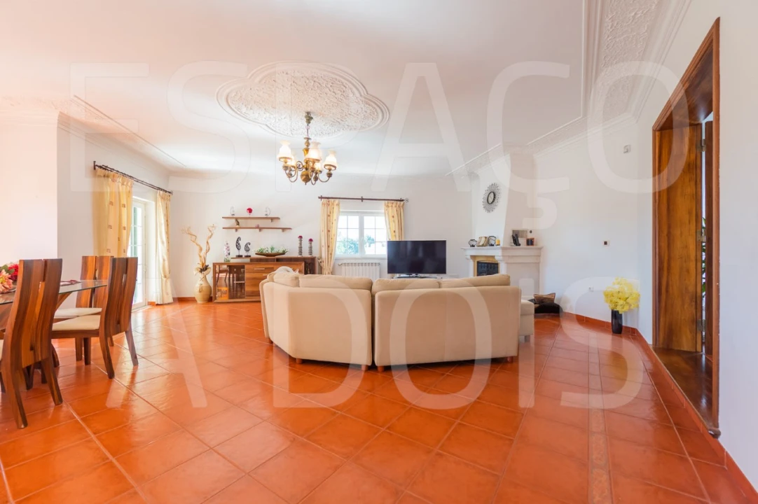 Moradia T7 para Venda em Algueirão-Mem Martins Foto 15