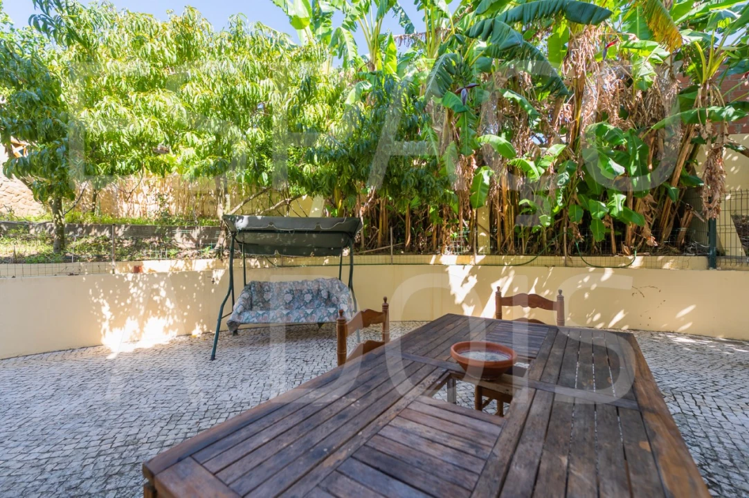 Moradia T7 para Venda em Algueirão-Mem Martins Foto 50