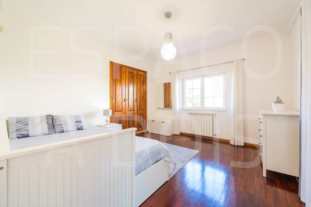 Moradia T7 para Venda em Algueirão-Mem Martins Foto 106