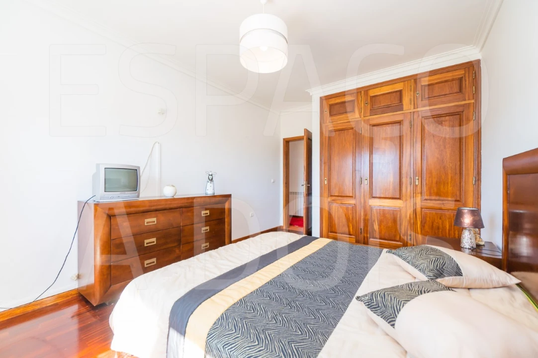 Moradia T7 para Venda em Algueirão-Mem Martins Foto 121