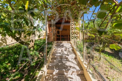 Moradia T7 para Venda em Algueirão-Mem Martins