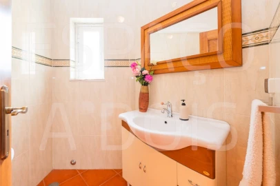 Moradia T7 para Venda em Algueirão-Mem Martins