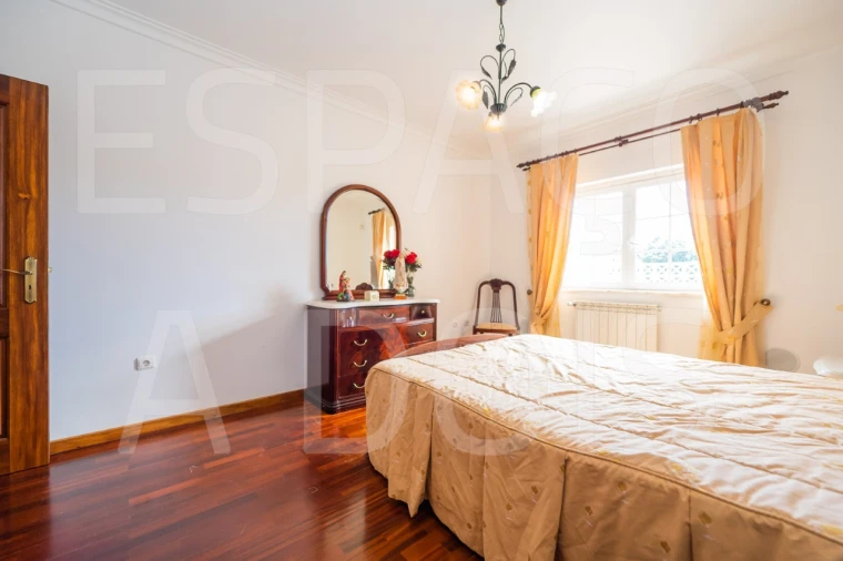 Moradia T7 para Venda em Algueirão-Mem Martins Foto 75