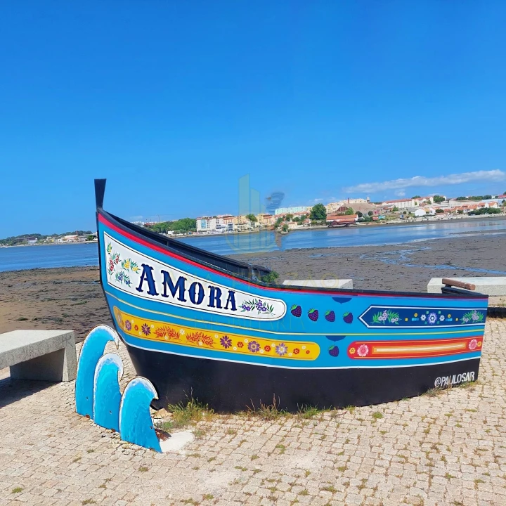 Moradia T2 para Venda em Amora Foto 13