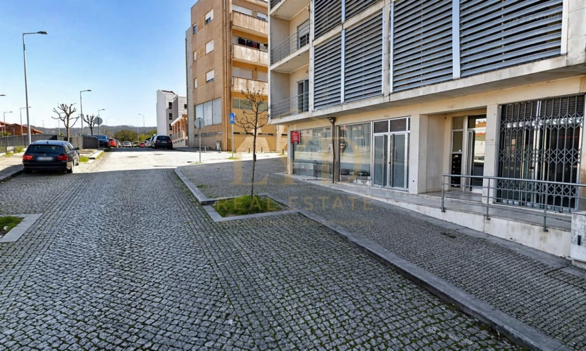 Apartamento T6 para Venda em Gandra Foto 24