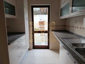 Apartamento T2 para Venda em Sesimbra (Castelo)