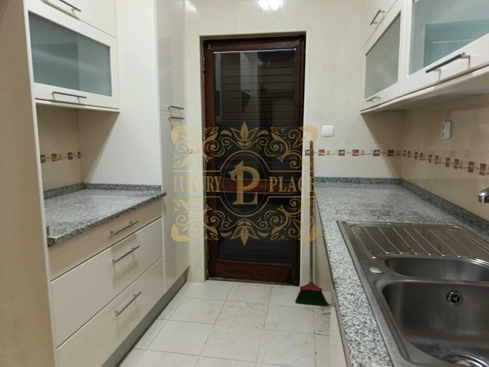 Apartamento T2 para Venda em Sesimbra (Castelo) Foto 17