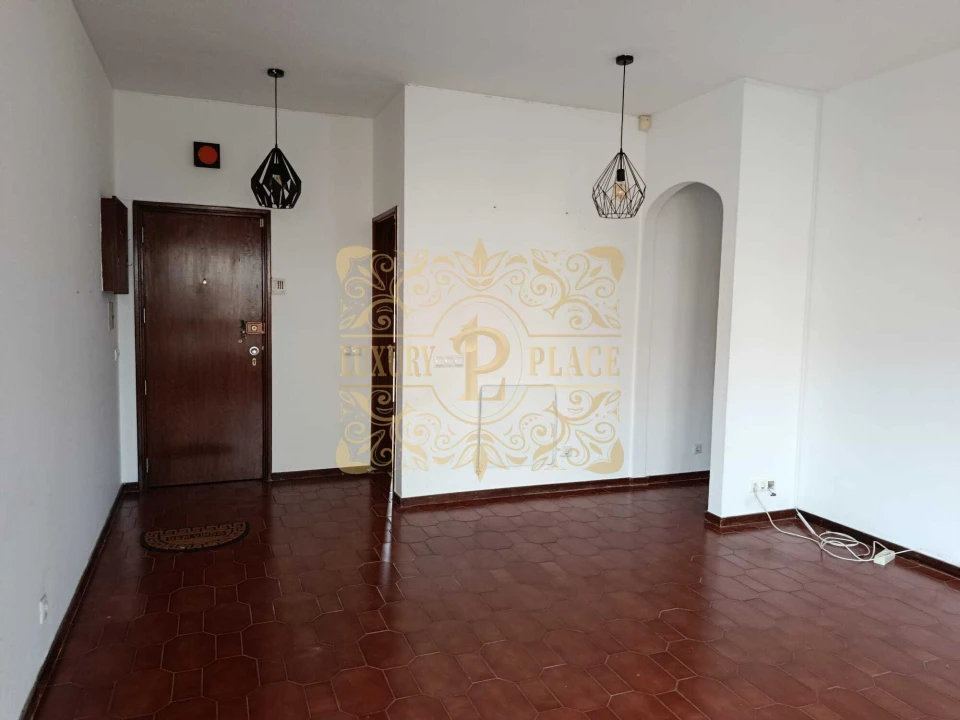 Apartamento T2 para Venda em Sesimbra (Castelo) Foto 2