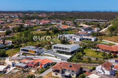 Moradia T4 para Venda em Amor