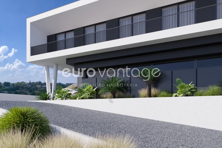 Moradia T4 para Venda em Amor Foto 13