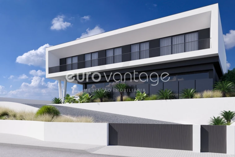 Moradia T4 para Venda em Amor Foto 10