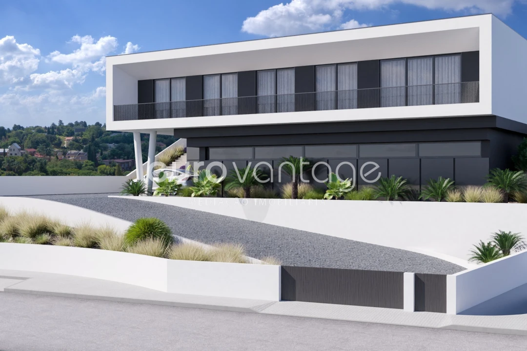 Moradia T4 para Venda em Amor Foto 8