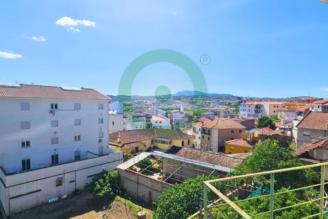 Prédio para Venda em Mirandela Foto 8