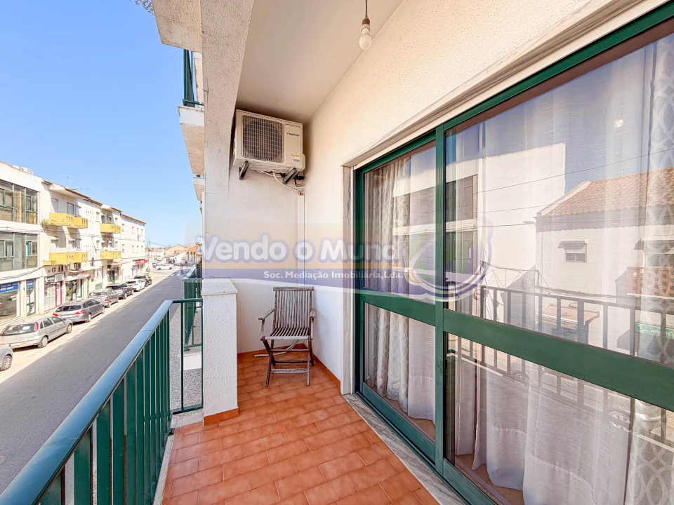 Apartamento T2 para Venda em Samora Correia Foto 13